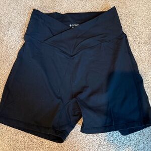 Buffbunny Siren Shorts- Onyx Black- Size Medium